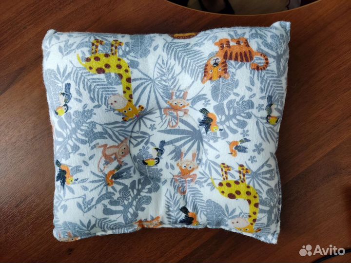 Подушка для новорожденных