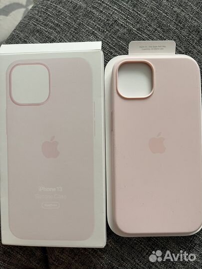Чехол на iPhone 13