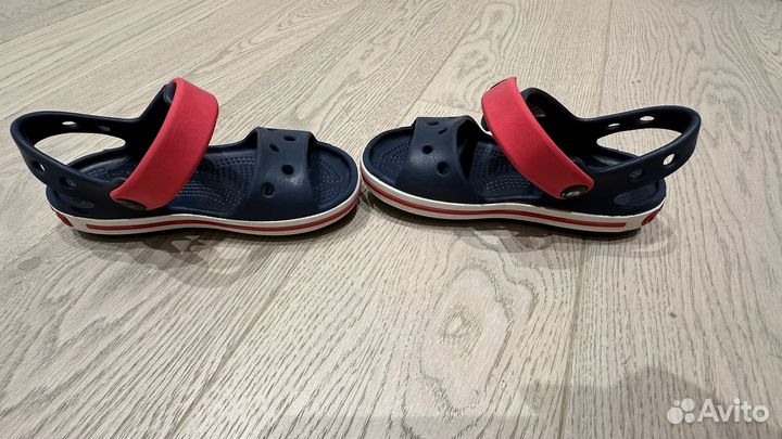 Сандалии Crocs C9