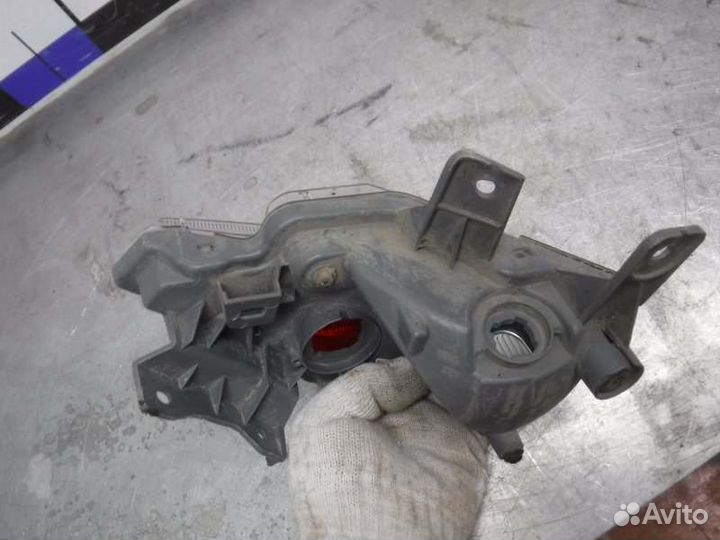 Фонарь противотуманный задний правый Toyota Rav4