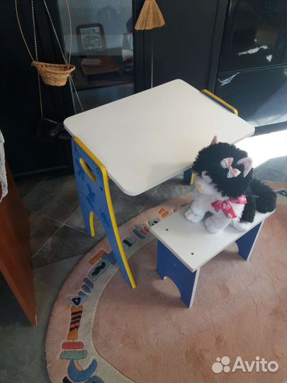 Развивающий столик fisher price детский уголок