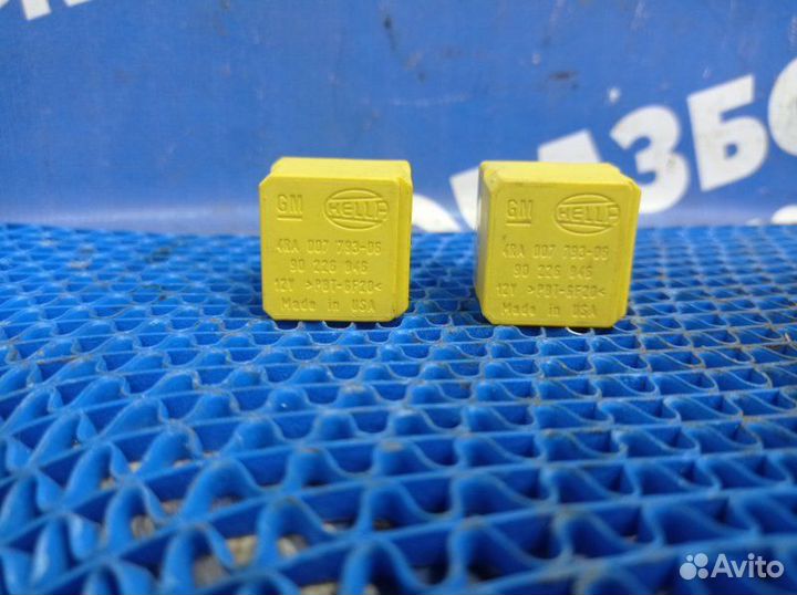 Реле Opel Astra H купе 2008