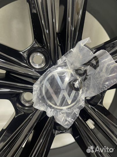 Новые Volkswagen Tiguan 2022, Michelin 235/55 R18