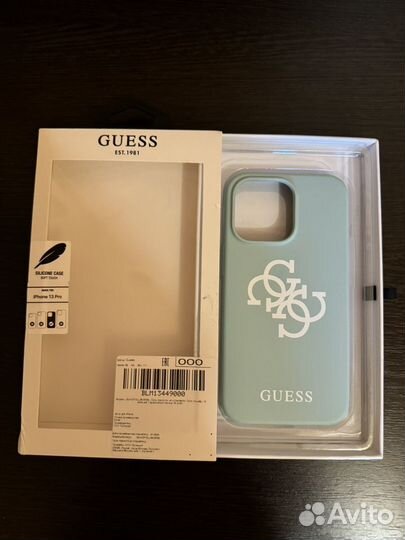 Чехлы на iPhone 13 pro Guess