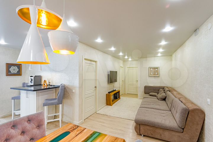 3-к. квартира, 82 м², 9/10 эт.