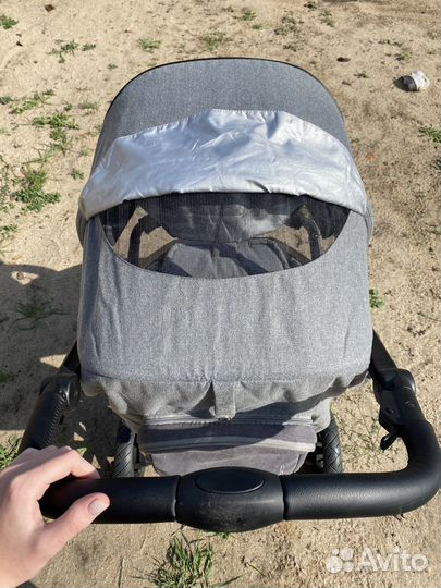 Коляска прогулочная