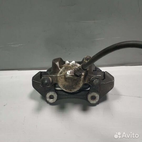 Суппорт тормозной передний правый Renault Sandero