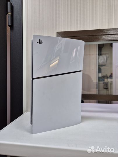 Sony PlayStation 5 Slim с дисководом - PS5 Slim