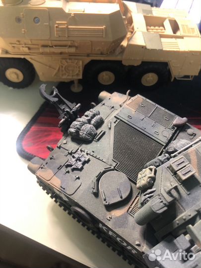 Сборная модель M109A6 Paladin 1 35