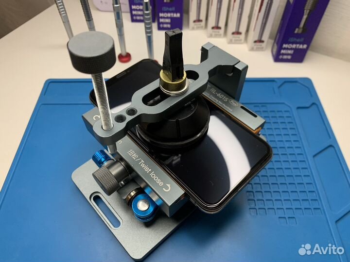 Присоска для снятия дисплея