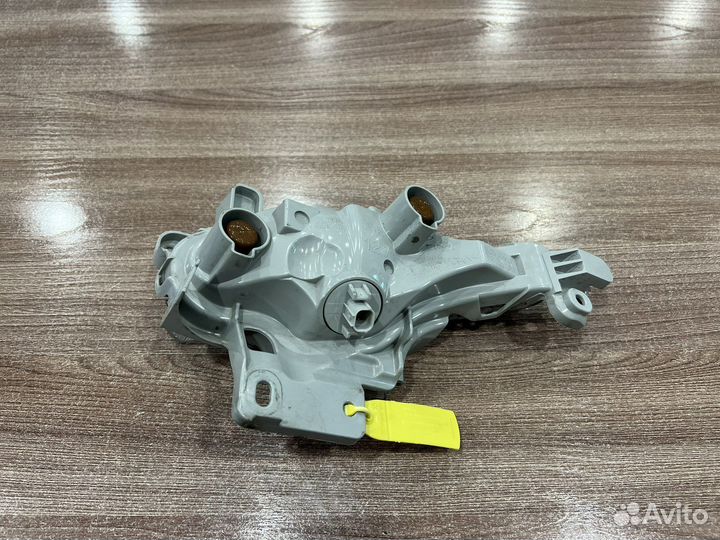 Повторитель поворота правый Mazda 3 BM 2013-2019