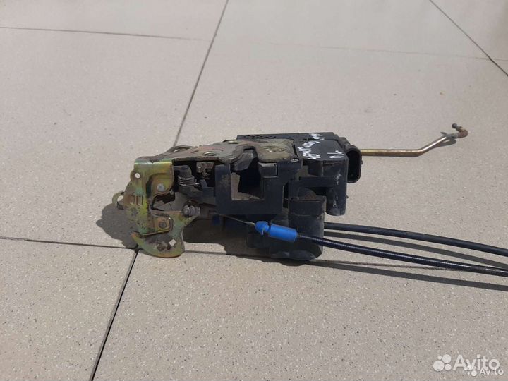 Замок двери передний левый Chery Tiggo T11