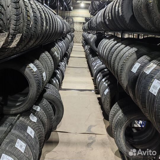 Kumho Solus KL21 235/65 R17 104T