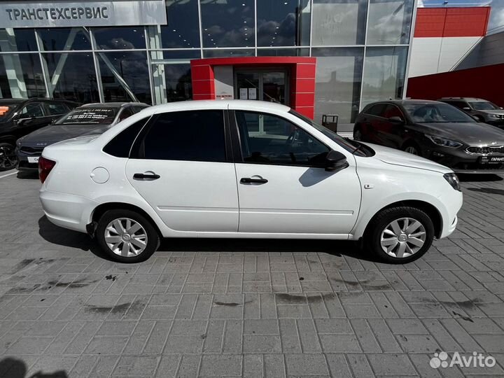 LADA Granta 1.6 МТ, 2021, 66 536 км