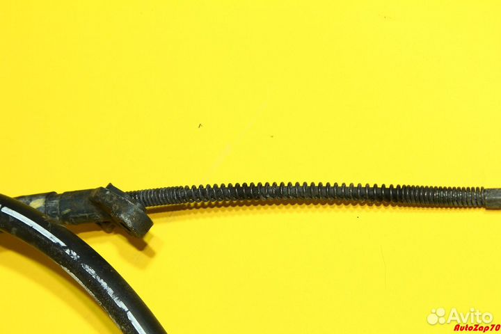 Lexus RX450h Трос стояночного тормоза левый