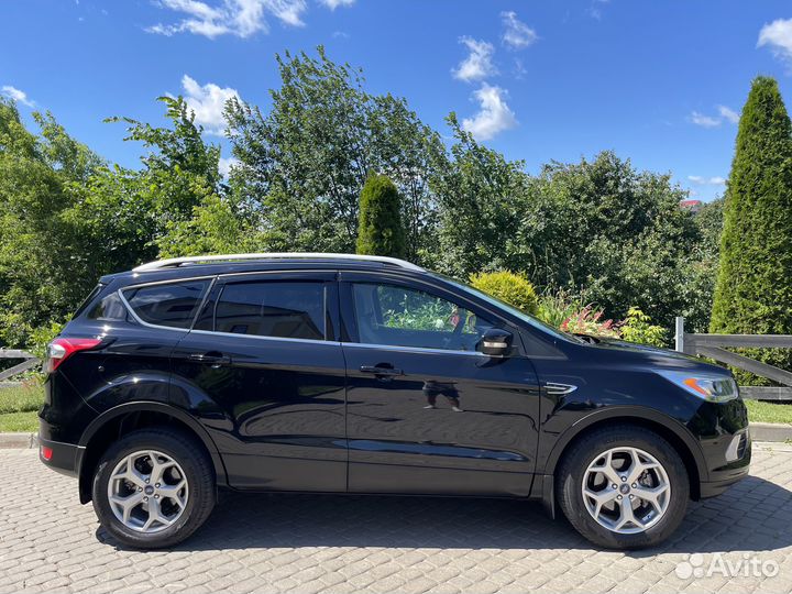 Ford Kuga 2.5 AT, 2016, 51 921 км