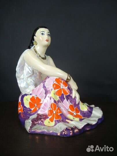 Цыганка редкая роспись Дулево 1960-е фарфор