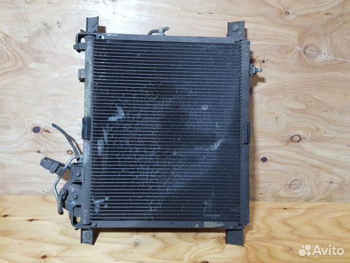 Радиатор кондиционера Nissan Vanette SK82VN F8