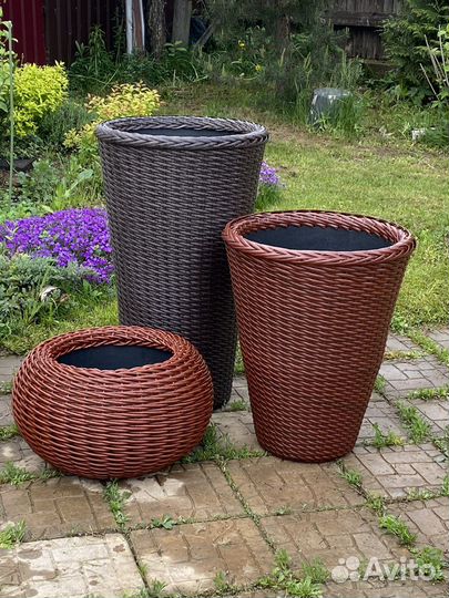Кашпо, вазон плетеные из ротанга
