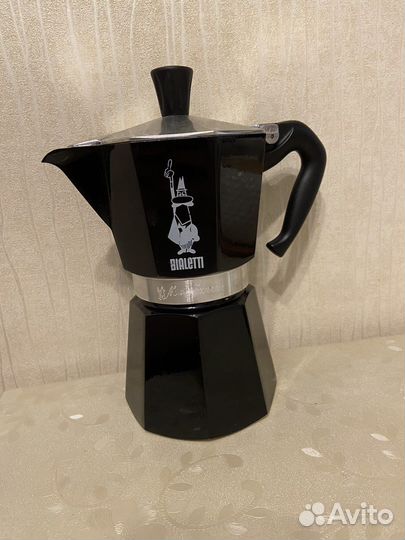Гейзерная кофеварка bialetti moka express