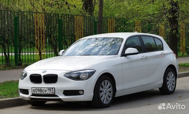 Стекло лобовое на Бмв Ф20