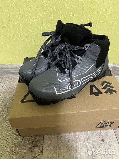 Лыжные ботинки