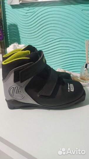 Лыжные ботинки larsen 33 р-р