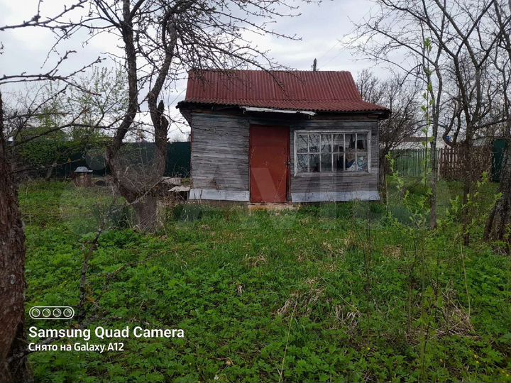 Дача 20 м² на участке 5 сот.