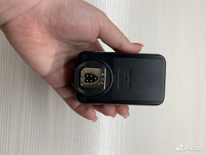 Синхронизатор для вспышки canon