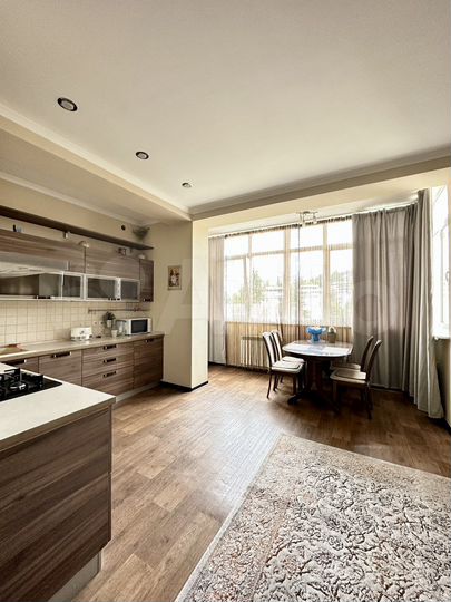3-к. квартира, 78 м², 5/9 эт.