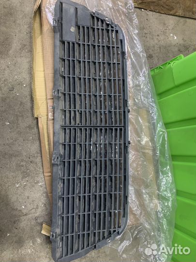 Решетка радиатора w210