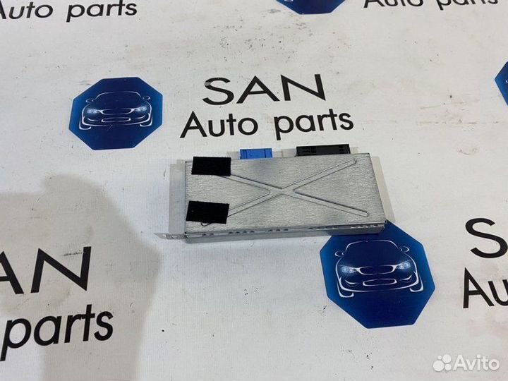 Блок ZGW Bmw 5 F10 N52B30AF 2010