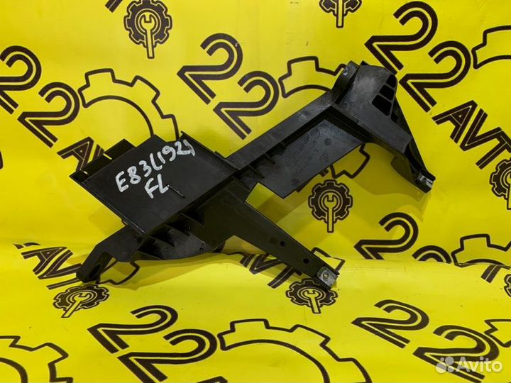 Крепление фары переднее левое Bmw X3 E83 2003-2006