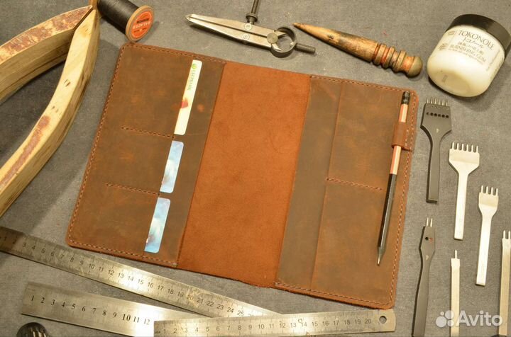 Обложка из кожи для ежедневника
