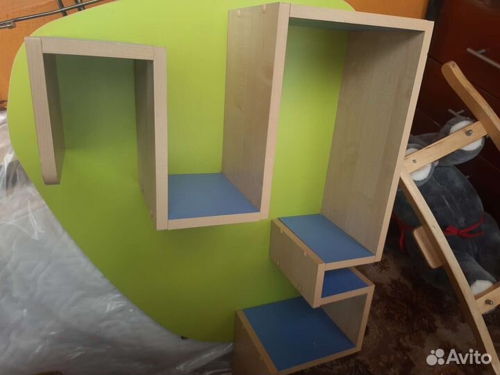 Полка на стену