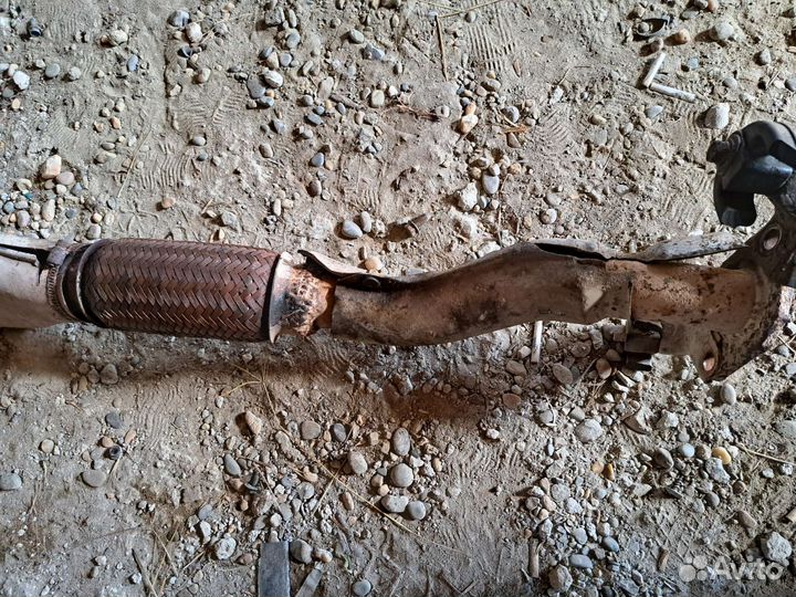 Коллектор выпускной Mitsubishi Mirage