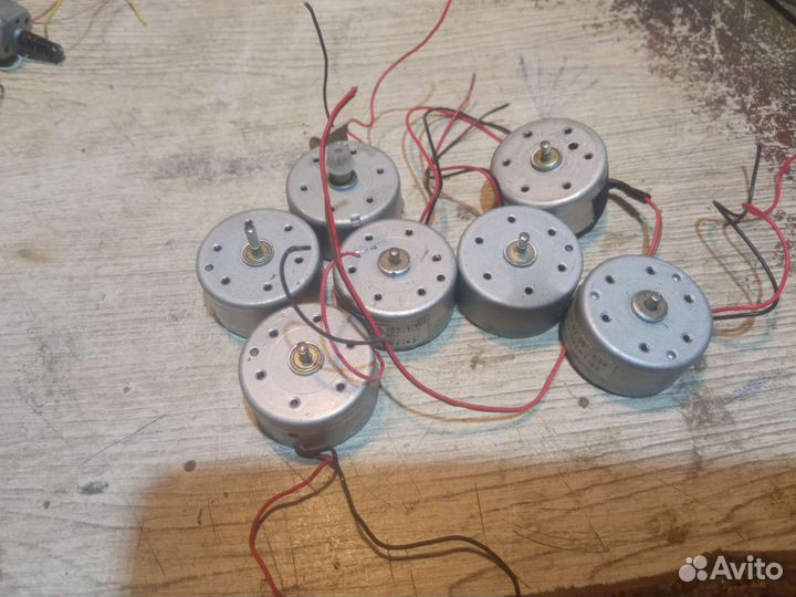 Моторчик для игрушек