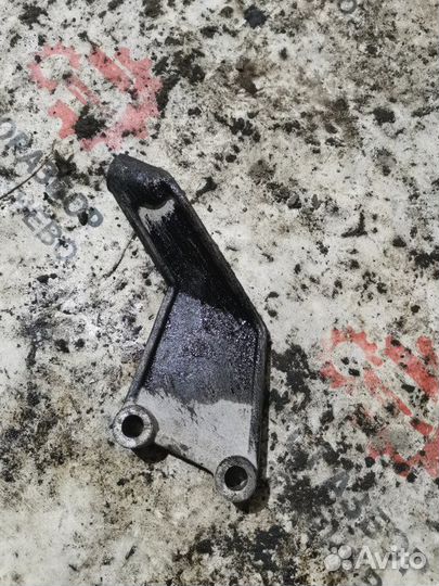 Кронштейн двигателя Газ 31105 chrysler 2008