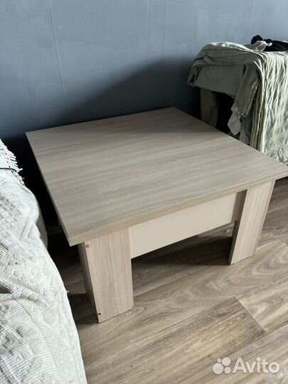 Журнальный стол