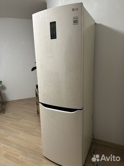 Холодильник LG No Frost
