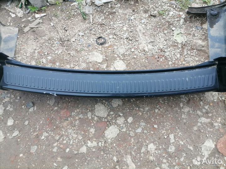 Бампер задний Land Rover Range Rover Sport 3.6D