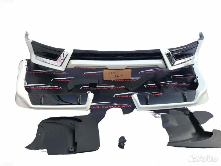 Обвес Toyota Land Cruiser 200 W2689