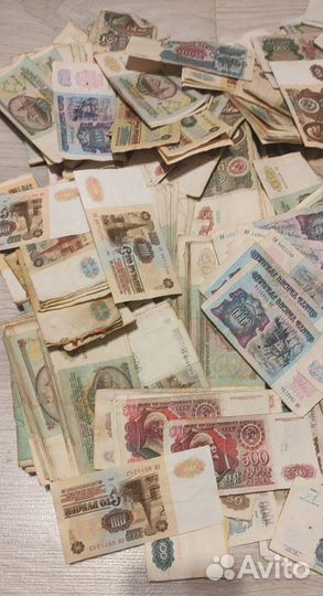 2000 штук банкнот крупных номиналов