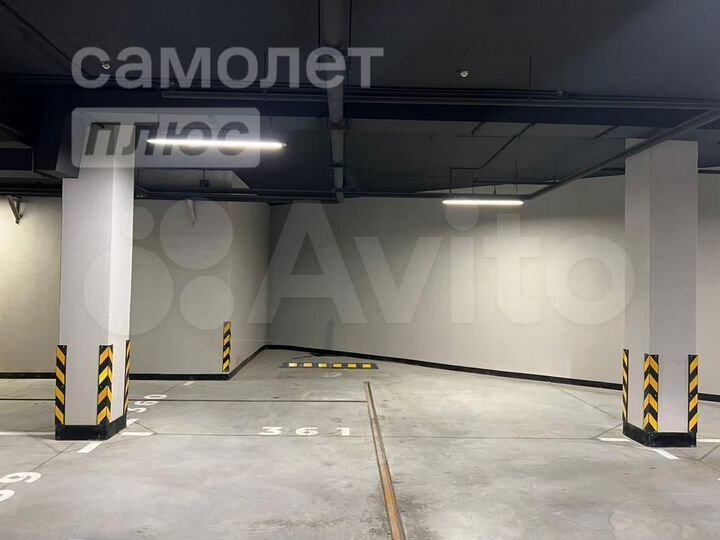 Машиноместо, 15 м²