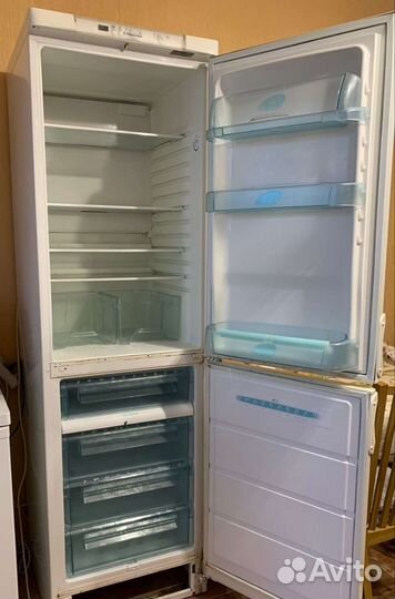 Холодильник бу Electrolux