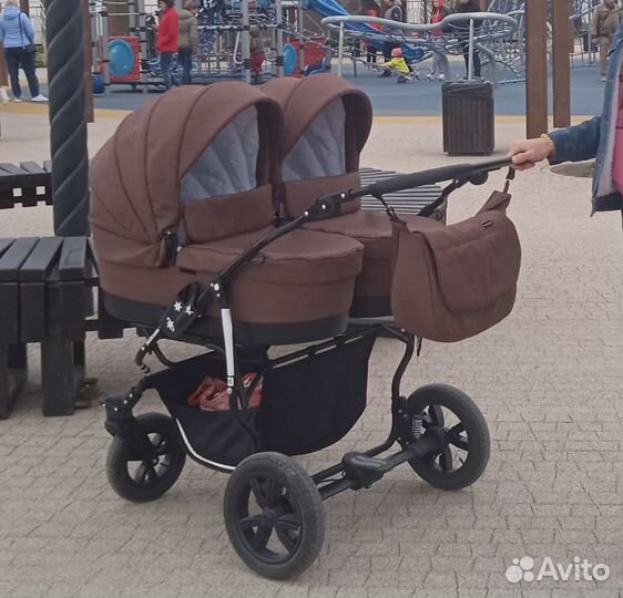 Коляска для двойни 3 в 1 Mikado 