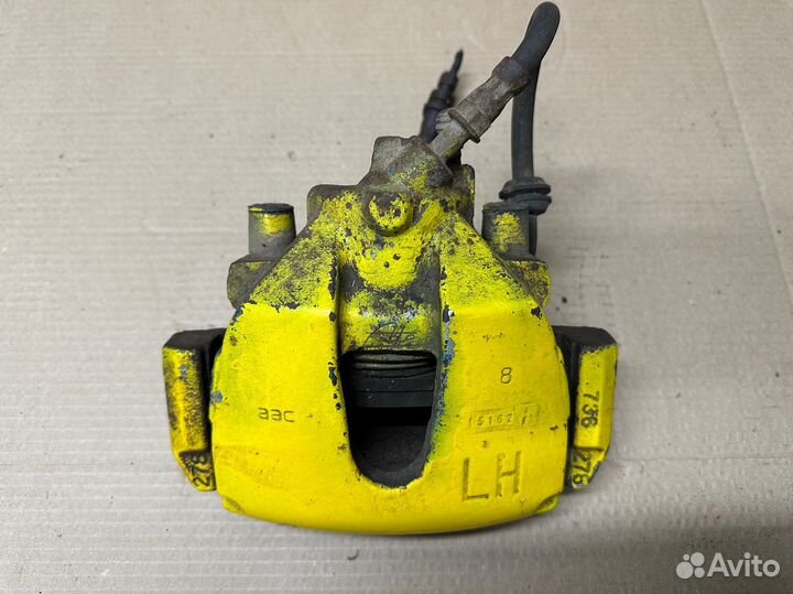 Суппорт передний левый Ford Focus 2