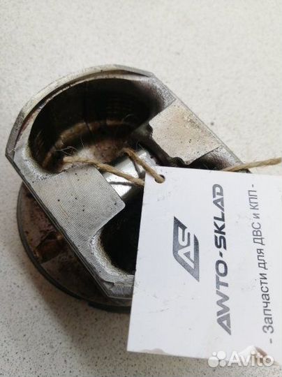 Поршень правый Toyota Harrier MCU10W 1mzfe