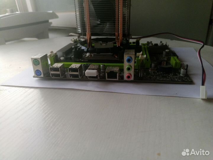 Средний Компьютер в сборе