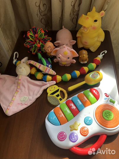 Большой пакет игрушек для малышей